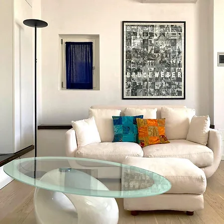Cozy And Bright Flat In Isola Apartment Milan
